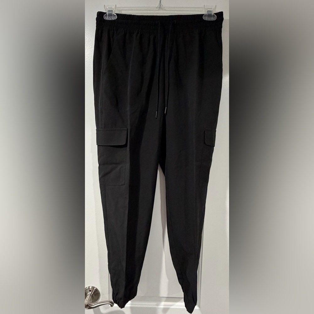 Women’s Black Cargo Jogger Pants